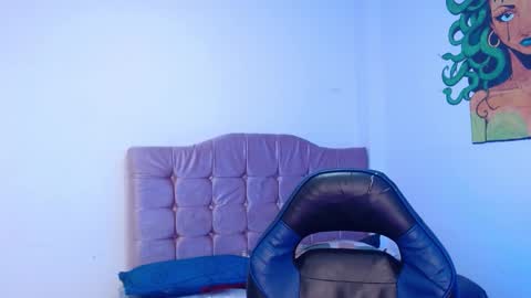 Nao online show from September 28, 1:05 pm