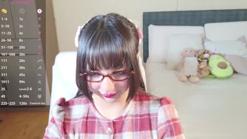 Snapshot of naree_masaki chatting on December 23, 10:53 am Naree online show from December 23, 10:53 am