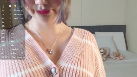 Snapshot of naree_masaki chatting on January 8, 10:37 am Naree online show from January 8, 10:37 am