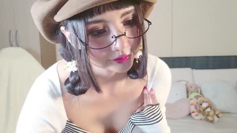 Snapshot of naree_masaki chatting on January 31, 1:45 pm Naree online show from January 31, 1:45 pm