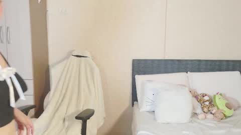 Snapshot of naree_masaki chatting on March 4, 2:21 pm Naree online show from March 4, 2:21 pm