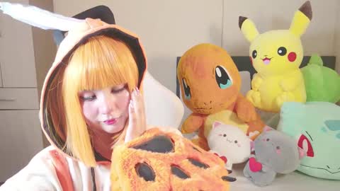 Snapshot of naree_masaki chatting on September 21, 1:57 pm Naree online show from September 21, 1:57 pm