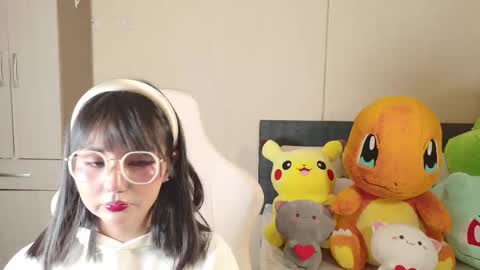 Snapshot of naree_masaki chatting on November 7, 1:33 pm Naree online show from November 7, 1:33 pm