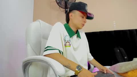 Nascary Fox online show from September 20, 8:21 pm