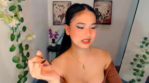 Snapshot of nashdiam chatting on December 15, 3:16 pm nashdiam online show from December 15, 3:16 pm