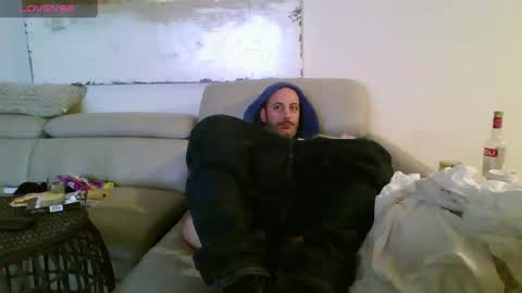 nassobout online show from January 5, 10:10 am