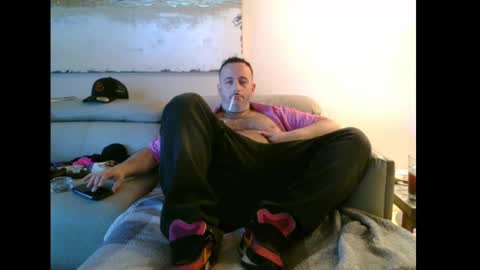 nassobout online show from September 16, 10:22 pm