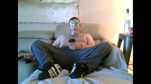 nassobout online show from October 11, 8:07 pm