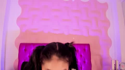 Maira online show from December 1, 7:52 pm