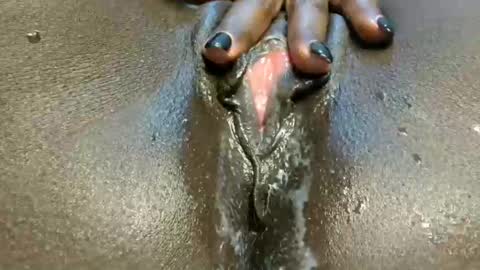  MODEL online show from November 24, 3:45 pm