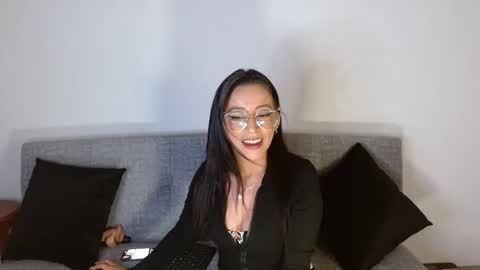 nathalia online show from January 12, 10:01 pm