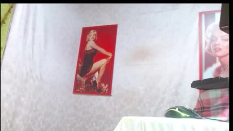 Snapshot of nat_ardient chatting on September 24, 2:04 am Nat ardent online show from September 24, 2:04 am