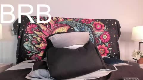 Natttttttttttttttt online show from December 27, 1:28 pm