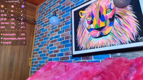 Snapshot of natalia_kiss01 chatting on February 9, 12:28 am Natalia Kiss online show from February 9, 12:28 am