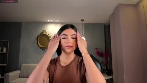 Snapshot of nataliagaret chatting on October 14, 2:45 am Nata online show from October 14, 2:45 am