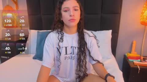 N A T A L I E online show from November 22, 11:53 am