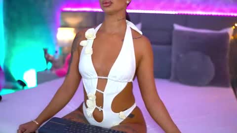 nataliedelices online show from November 28, 5:48 pm