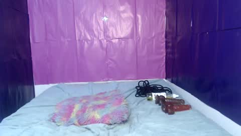 natascha_2023 online show from December 14, 5:29 am