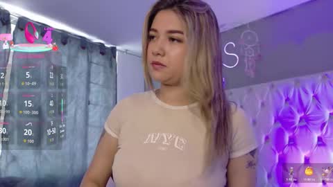 Snapshot of natasha__black chatting on October 12, 7:35 pm Natasha online show from October 12, 7:35 pm