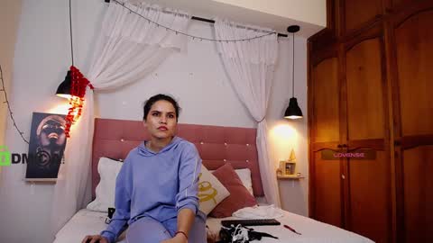 natasha online show from February 8, 3:00 pm