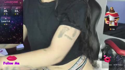 Snapshot of natasha__logan chatting on October 3, 4:20 am Natasha online show from October 3, 4:20 am