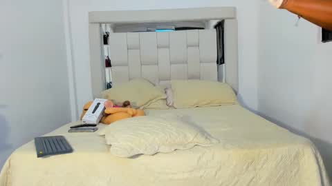 SARA online show from February 24, 9:31 pm