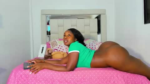 SARA online show from October 21, 1:06 am