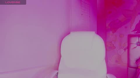 Natasha  online show from December 11, 1:05 am