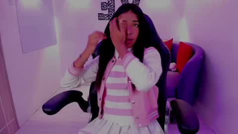 Natasha  online show from December 18, 5:42 pm