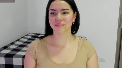 Snapshot of natasha_su chatting on January 8, 3:40 am Natalia online show from January 8, 3:40 am