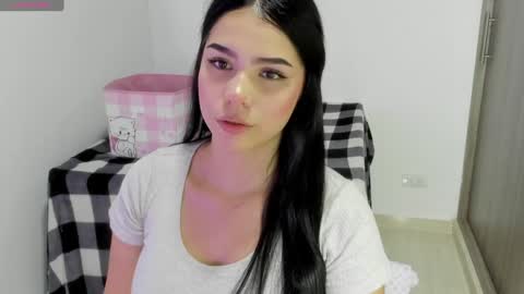Snapshot of natasha_su chatting on February 2, 1:02 am Natalia online show from February 2, 1:02 am