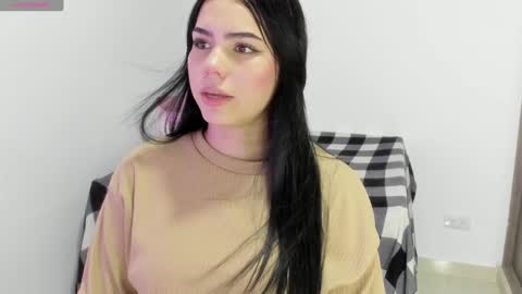 Snapshot of natasha_su chatting on February 3, 1:19 am Natalia online show from February 3, 1:19 am