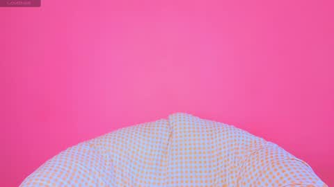 Natcha C online show from January 4, 2:56 am