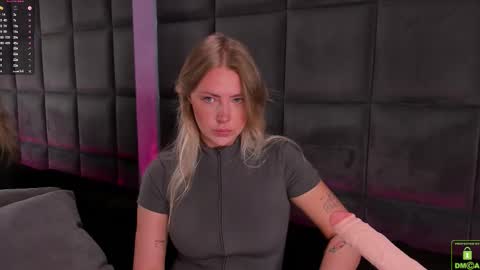 Snapshot of natehalll chatting on September 11, 10:37 am NATE online show from September 11, 10:37 am