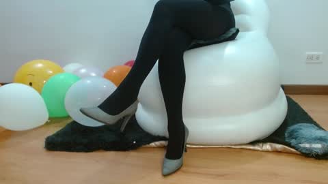 nath_dawson online show from February 4, 11:38 pm