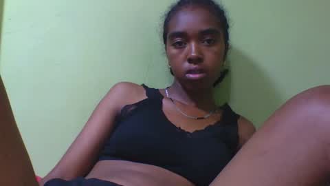 Snapshot of nathaaldy chatting on October 22, 7:24 pm nathaaldy online show from October 22, 7:24 pm