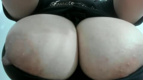 Snapshot of nathalia_hottman chatting on February 20, 1:25 am NATHALIA online show from February 20, 1:25 am