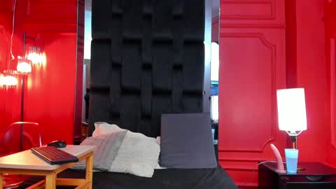 nathalie rossel online show from January 22, 9:54 pm