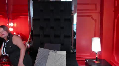 nathalie rossel online show from February 14, 1:34 am