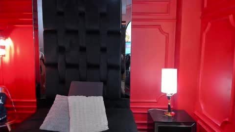 nathalie rossel online show from February 22, 1:22 am