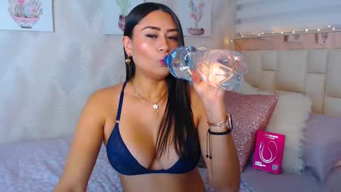 Nathalie Rose online show from November 22, 8:46 am