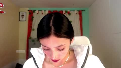 nathaly_blue online show from December 17, 1:33 am
