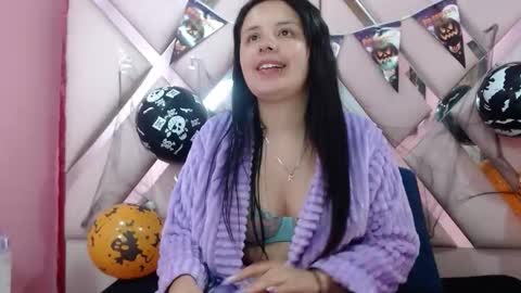 nathaly low online show from October 17, 3:10 am