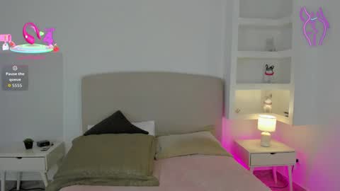 NATHALY  online show from September 21, 10:39 am