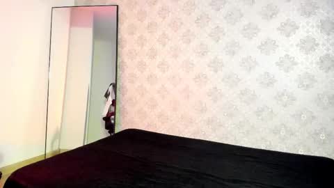 nathan_baker__ online show from November 26, 11:33 am