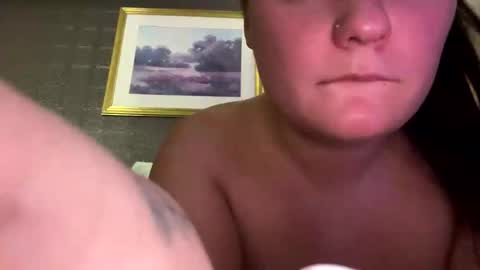 nativelynn1 online show from December 2, 6:25 pm