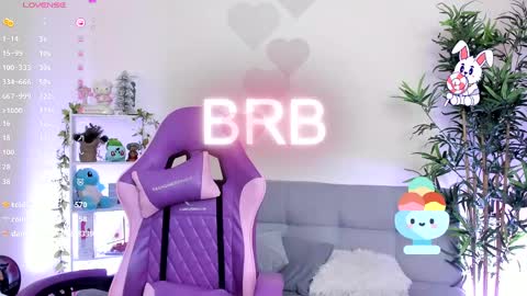 Snapshot of natty_romanof_1 chatting on January 23, 6:35 pm natty online show from January 23, 6:35 pm