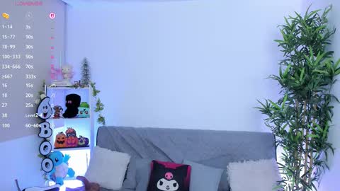 Snapshot of natty_romanof_1 chatting on September 15, 10:37 am natty online show from September 15, 10:37 am