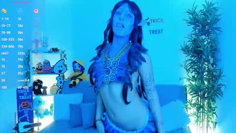Snapshot of natty_romanof_1 chatting on October 31, 12:06 pm natty online show from October 31, 12:06 pm