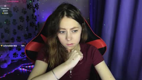 natural_babe666 online show from December 17, 3:17 am